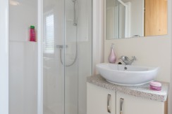 willerby-sierra-shower