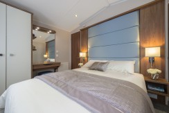 willerby-skyline-master-bedroom