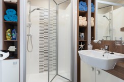 willerby-skyline-shower