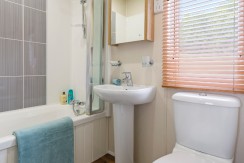 willerby-vogue-lodge-bathroom