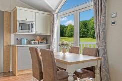 willerby-vogue-lodge-dining-area
