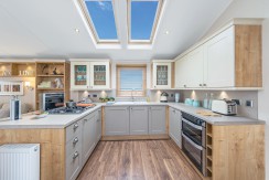 willerby-vogue-lodge-kitchen