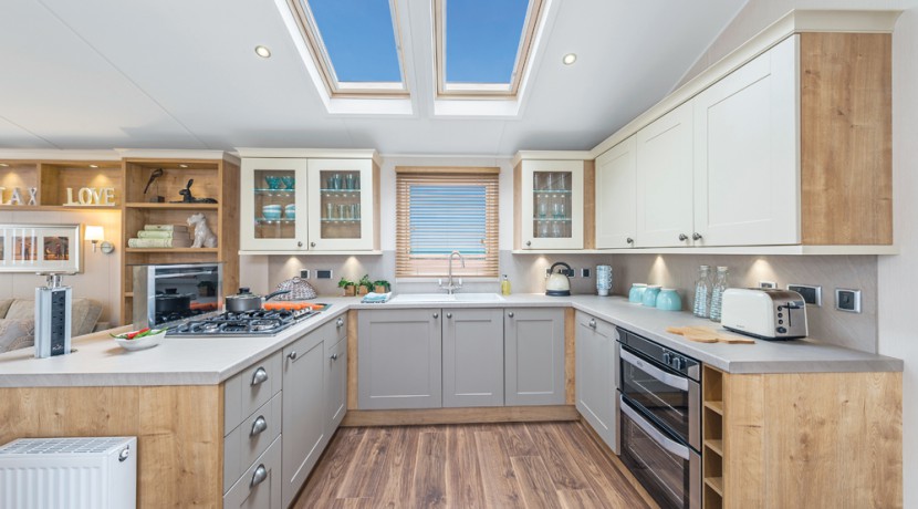 willerby-vogue-lodge-kitchen