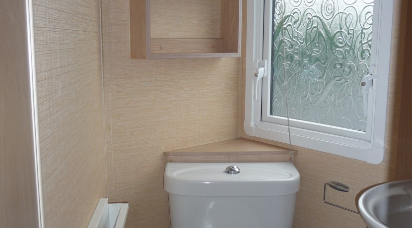 willerby-westmoreland-toilet (2)
