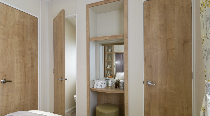 willerby-winchester-bedroom-storage