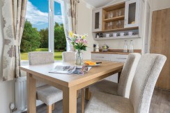 willerby-winchester-dining